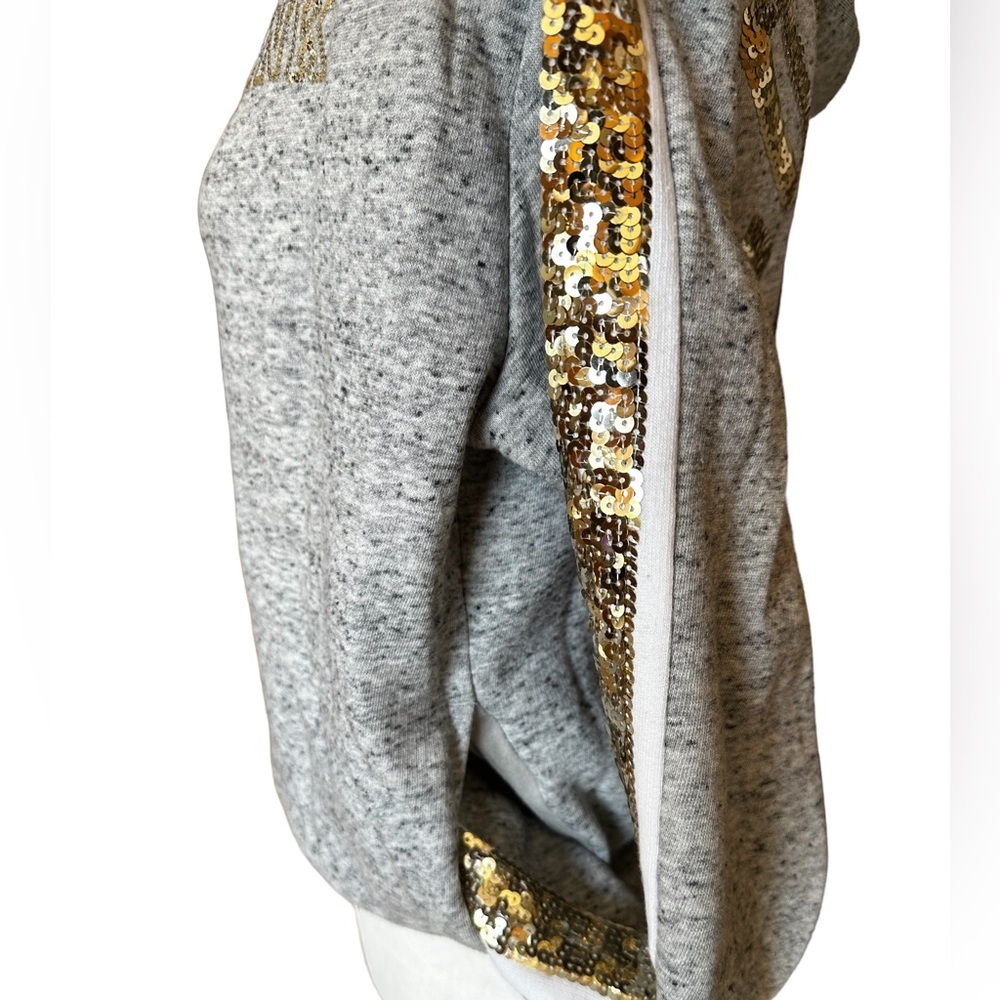 🤩 VS Sequin Logo & Roses Hoodie Sweatshirt - Picture 6 of 10